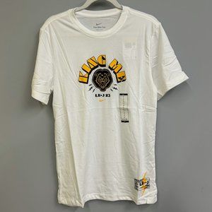 Nike Mens Lebron James King Me Tee